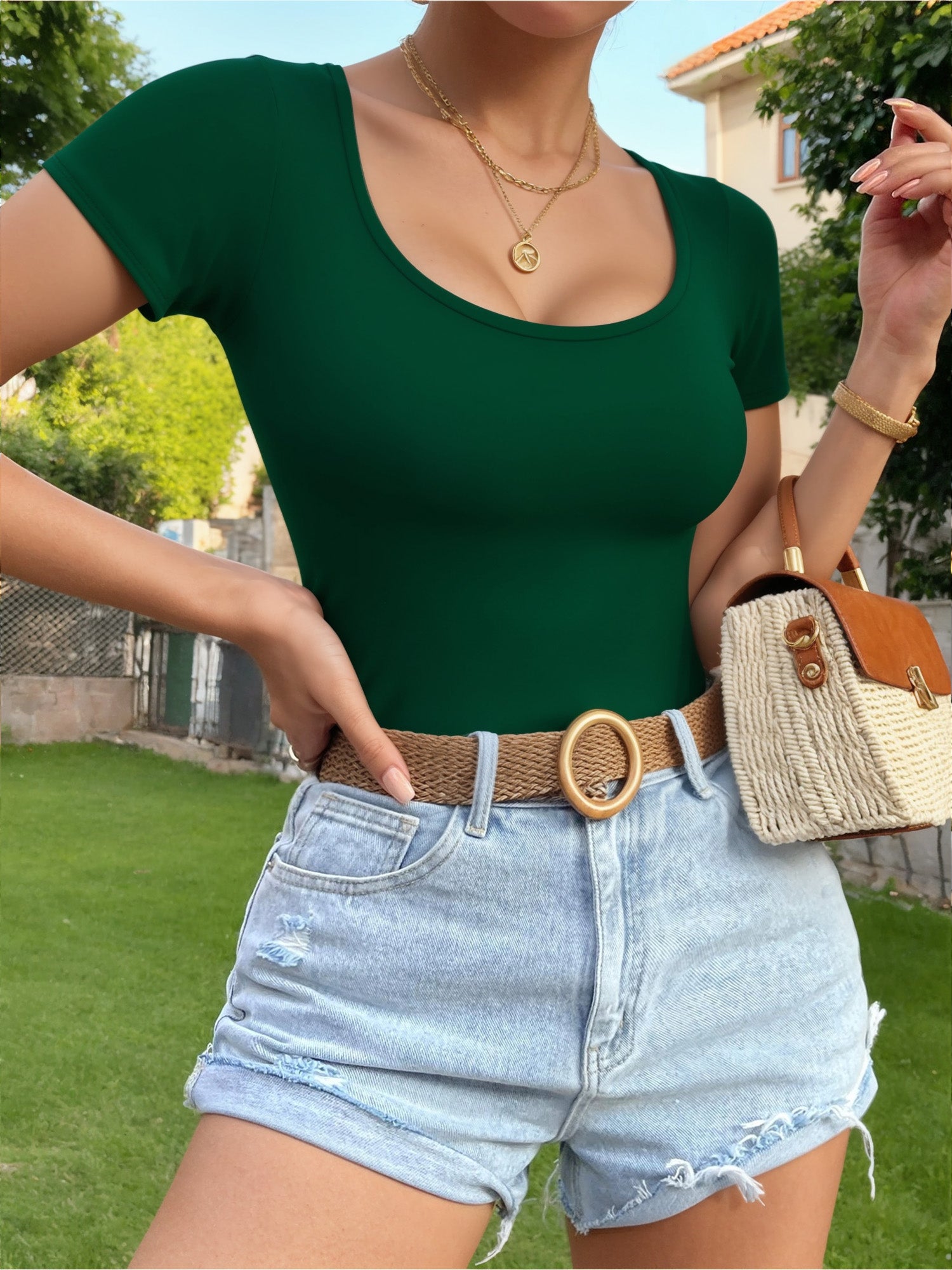MOYIKO Scoop Neck Tops for Women Slim Fitted T Shirts Tight Short Sleeve Basic Tees