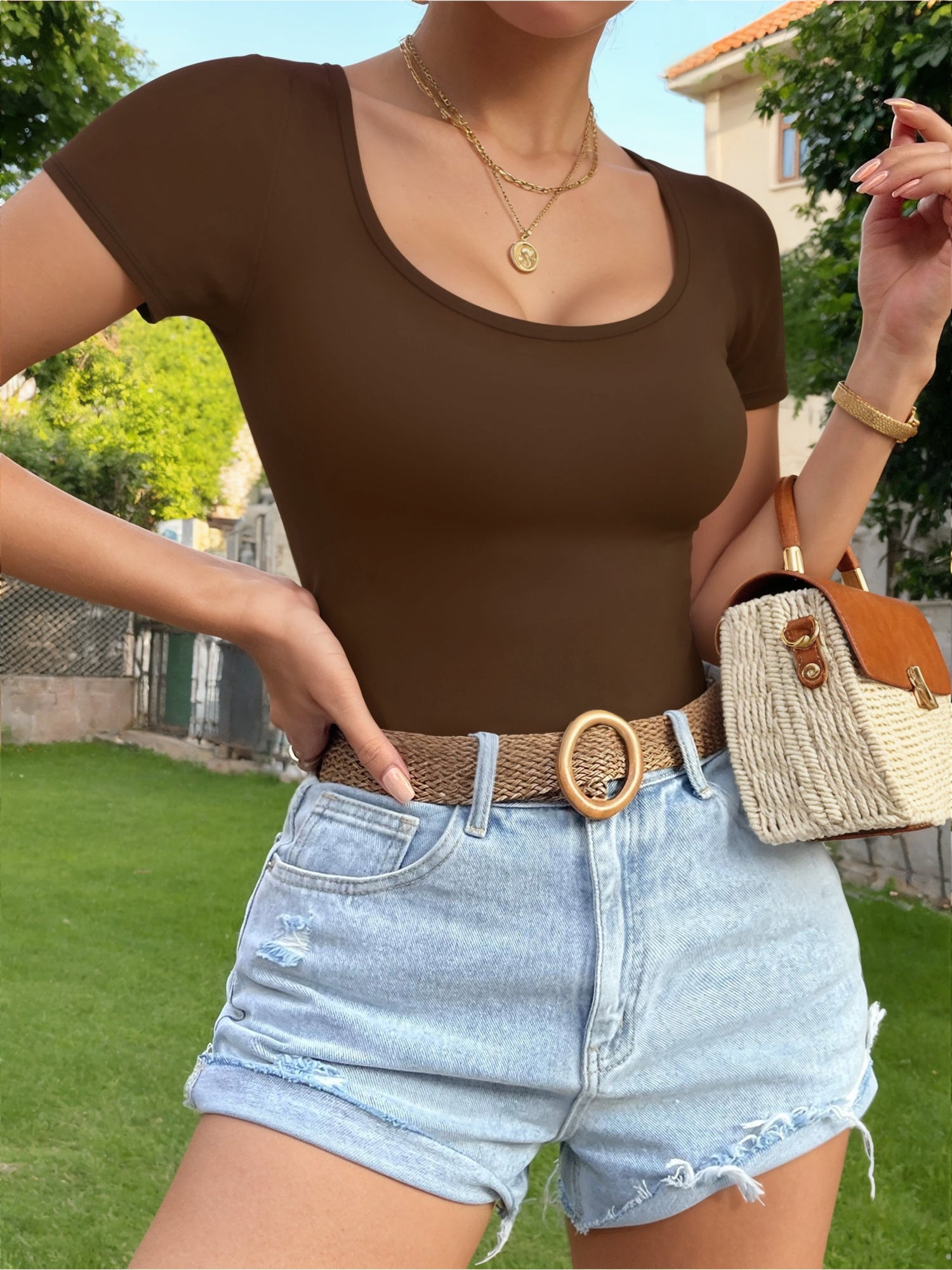 MOYIKO Scoop Neck Tops for Women Slim Fitted T Shirts Tight Short Sleeve Basic Tees