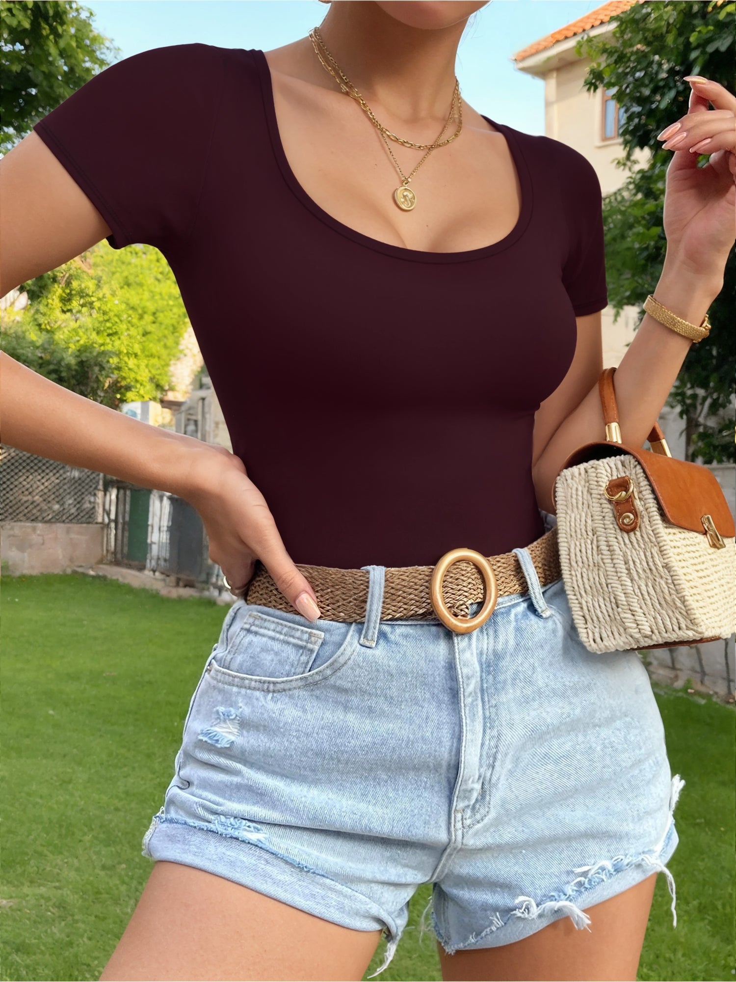 MOYIKO Scoop Neck Tops for Women Slim Fitted T Shirts Tight Short Sleeve Basic Tees