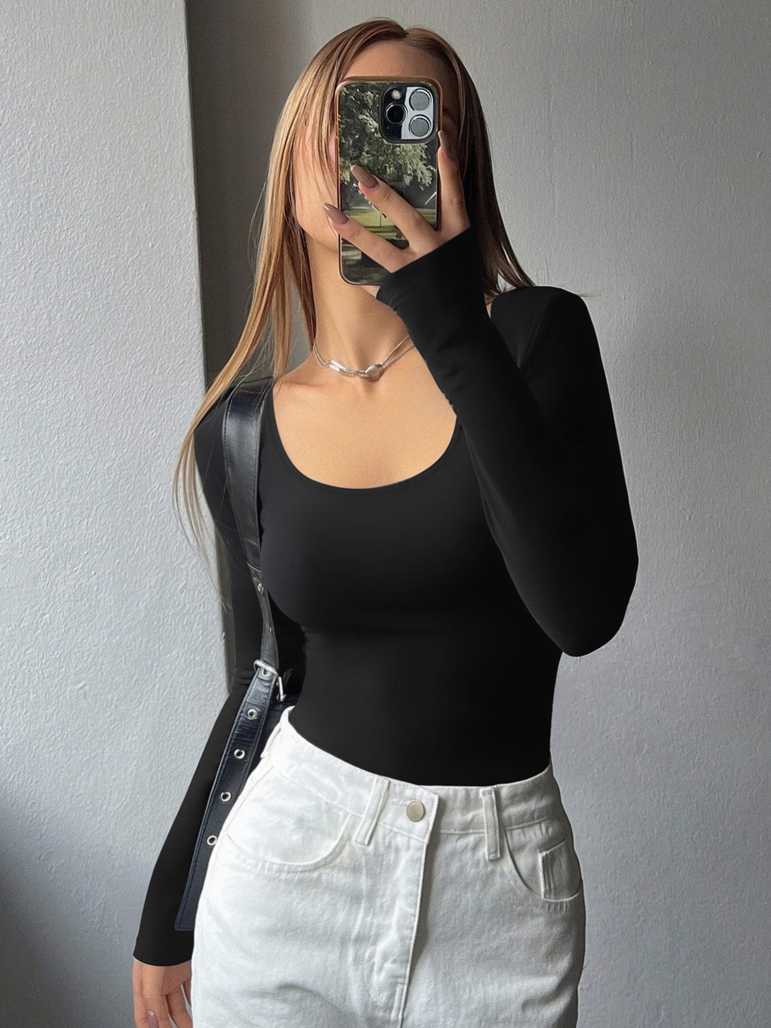 MOYIKO Scoop Neck Long Sleeve Shirts for Women Slim Fitted Tees Basic Tight Tops